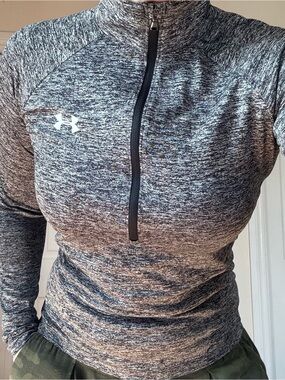 Under Armour Women's Heathered Gray Black 1/4 Zip Long Sleeve Top